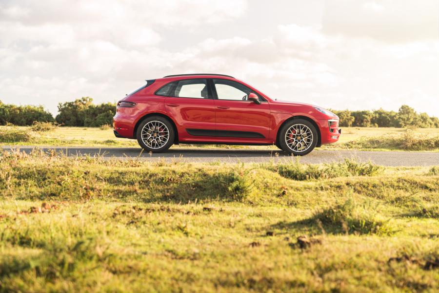  Porsche Macan GTS 2016 года  (UK) (фото 16 из 30)